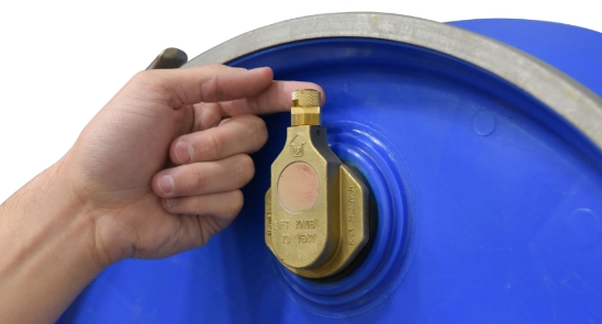 Brass horizontal drum vent for 30 and 55 gallon drums non-sparking