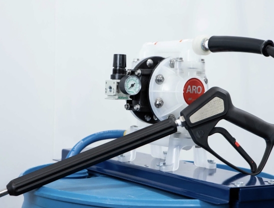 P-300 manual pretreatment application system SprayWand with gas burner