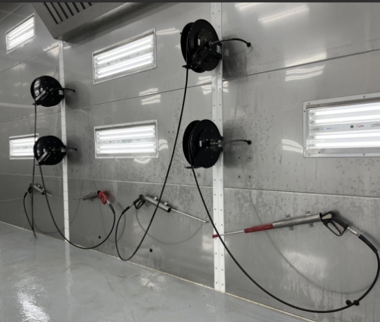 P-300 manual pretreatment application system SprayWand with gas burner